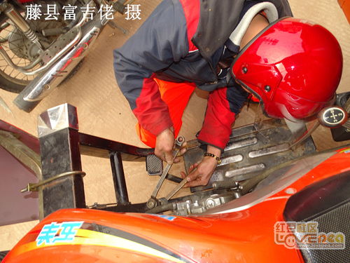 藤县春运第十二天 服务站以“图片打捞”服务，点亮返乡农民工的暖心回家路